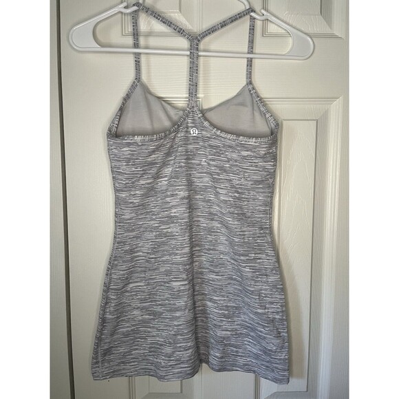 Lululemon Womens Size 4 Power Y Tank Grey - Picture 4 of 7